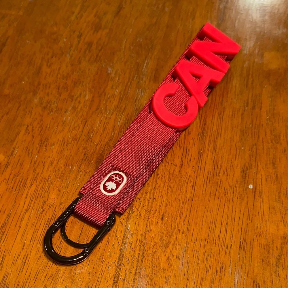 Lululemon Neverlost Keychain CANADA Olympics special edition